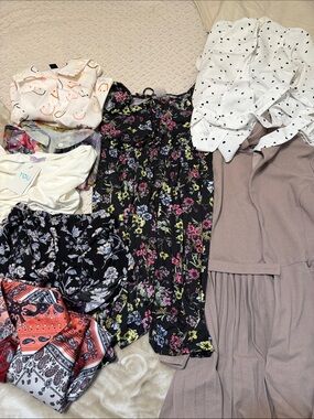 Women’s size Medium Bundle